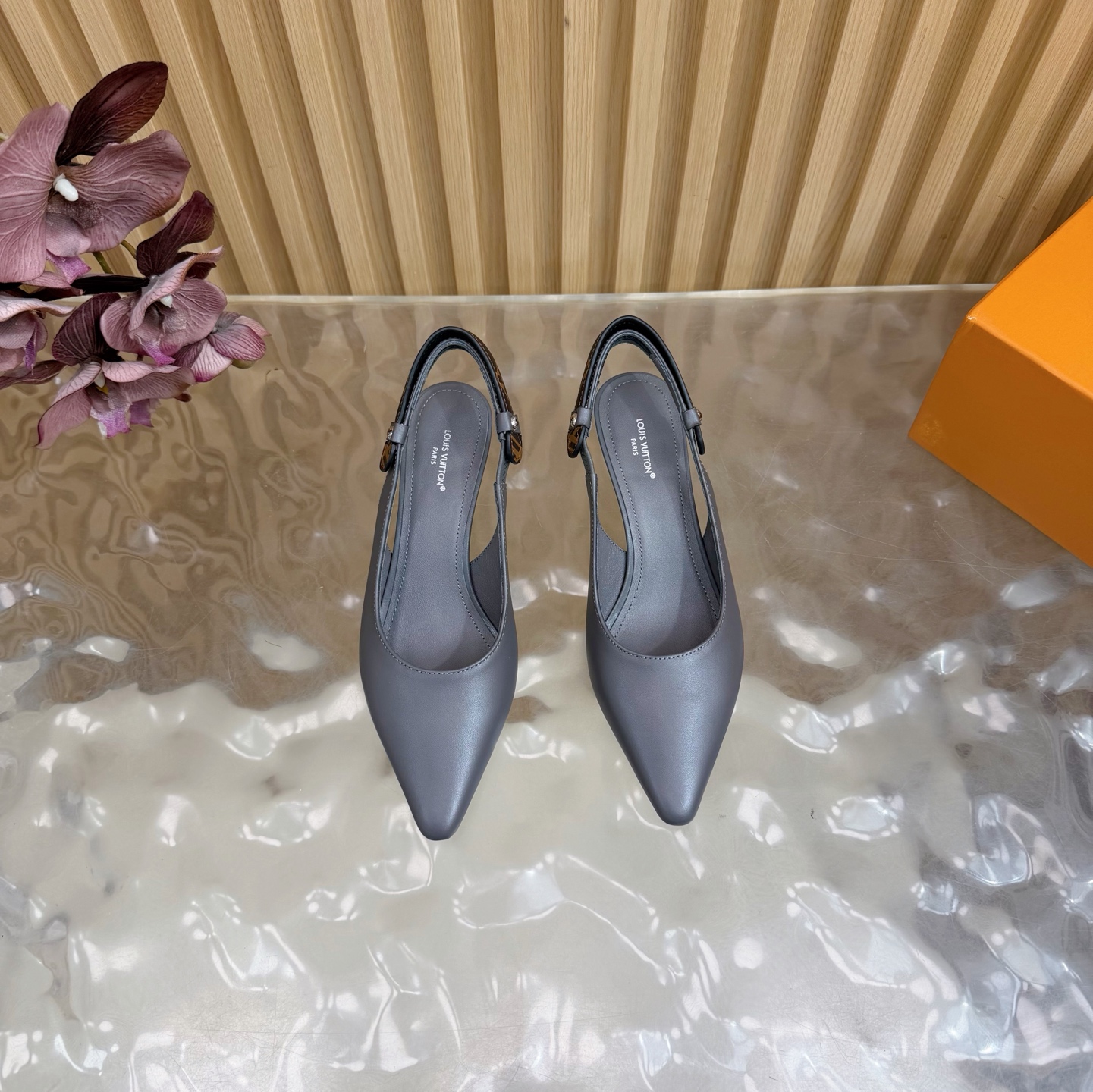 Women's high heels